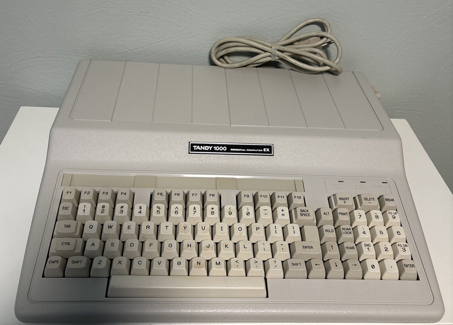 Tandy 1000 EX 25-1050 Personal Computer - Powers On UNTESTED Extremely Nice Cond