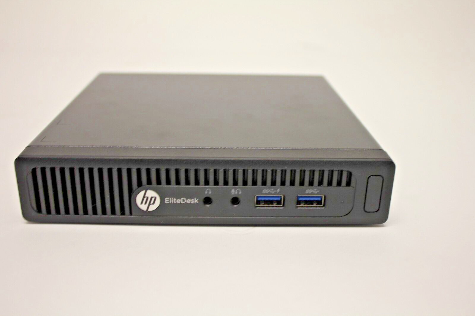 HP EliteDesk 705 G3 (128GB SSD, AMD A10 PRO-8770E, 2.80GHz, 8GB) Mini Desktop -