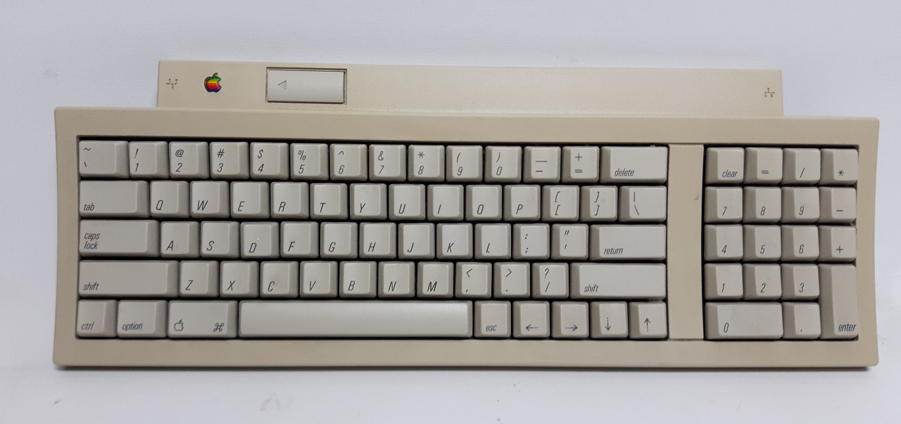 Apple Keyboard II M0487