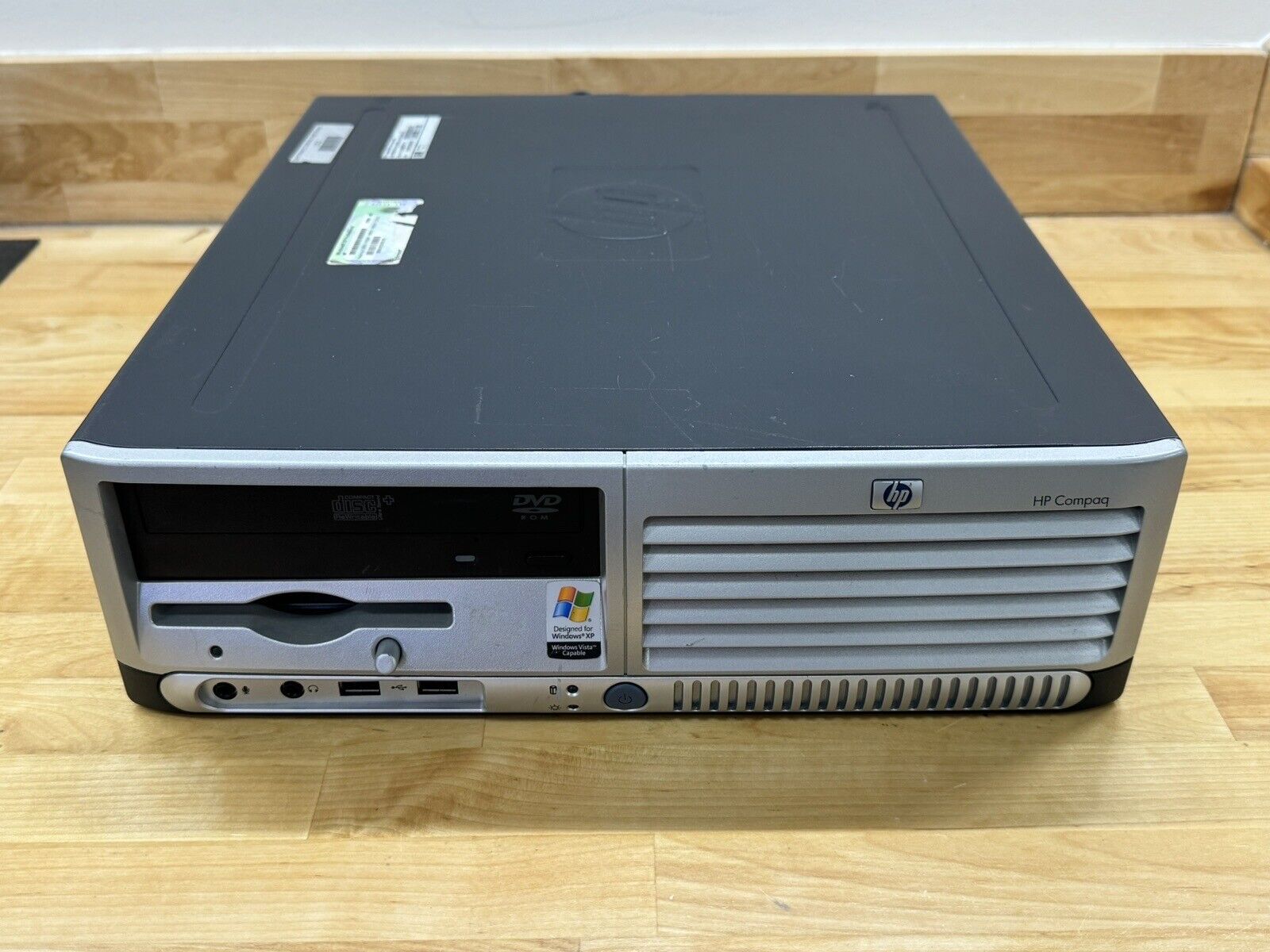 HP Compaq dc7600s Slim Intel Pentium 4 2.8 GHz 2GB RAM 80GB HDD DVD Windows XP