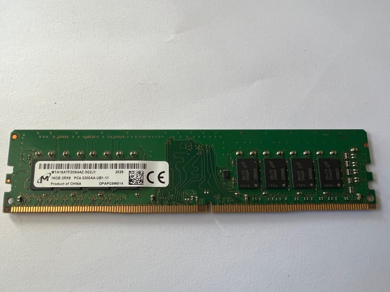 Micron 16GB DD4-3200 UDIMM Desktop Memory MTA16ATF2G64AZ
