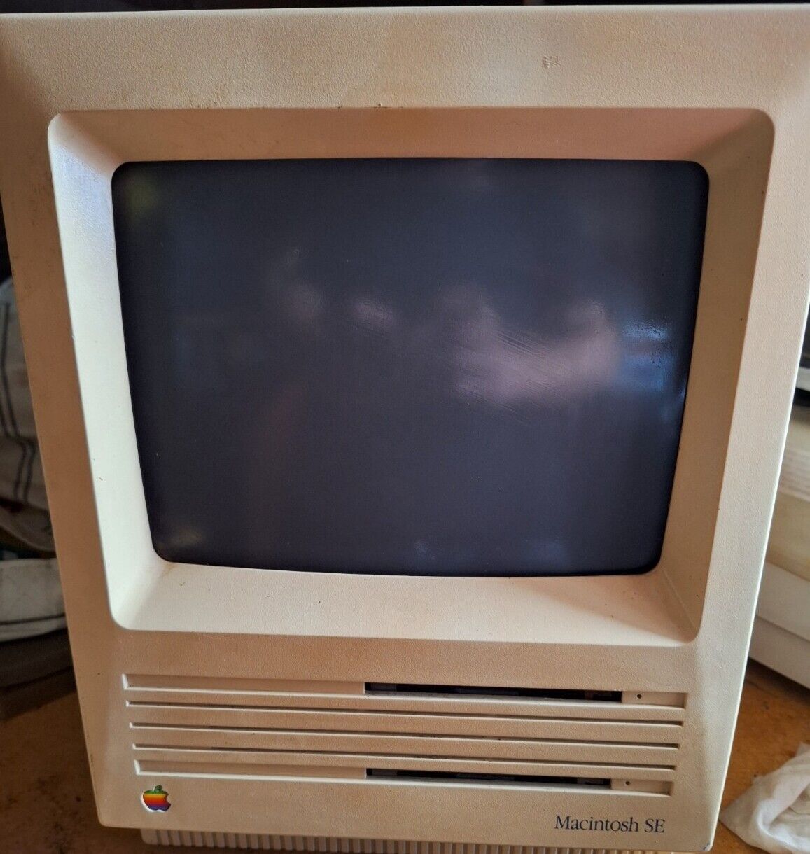 Vintage Macintosh SE 1Mbyte RAM, Two 800K Drives M5010 1986 (Untested)