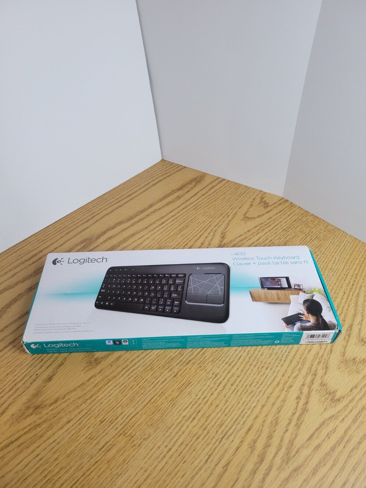 Logitech K400 (920-003070) Wireless Keyboard TouchPad With Receiver 