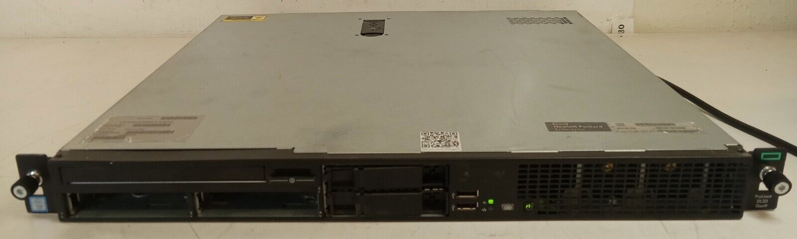 P1.B) HP ProLiant DL20 GEN9 Xeon E3-1240v5@3.50GHz 8GB NO SSD/HHD NO OS -TESTED