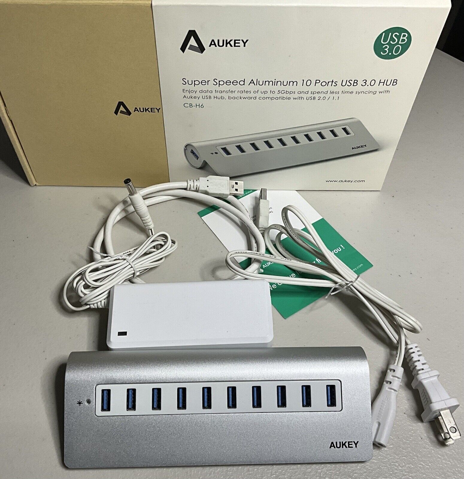 Aukey CB-H6 10-Port USB 3.0 Hub Aluminum Alloy w/ LED Indicator NEW