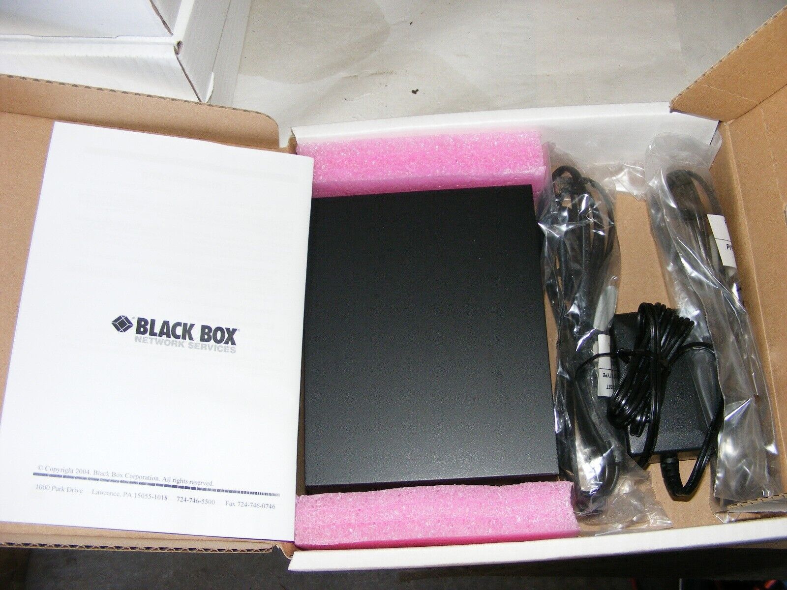 Black Box AC503A-R2 Video Splitter NOS