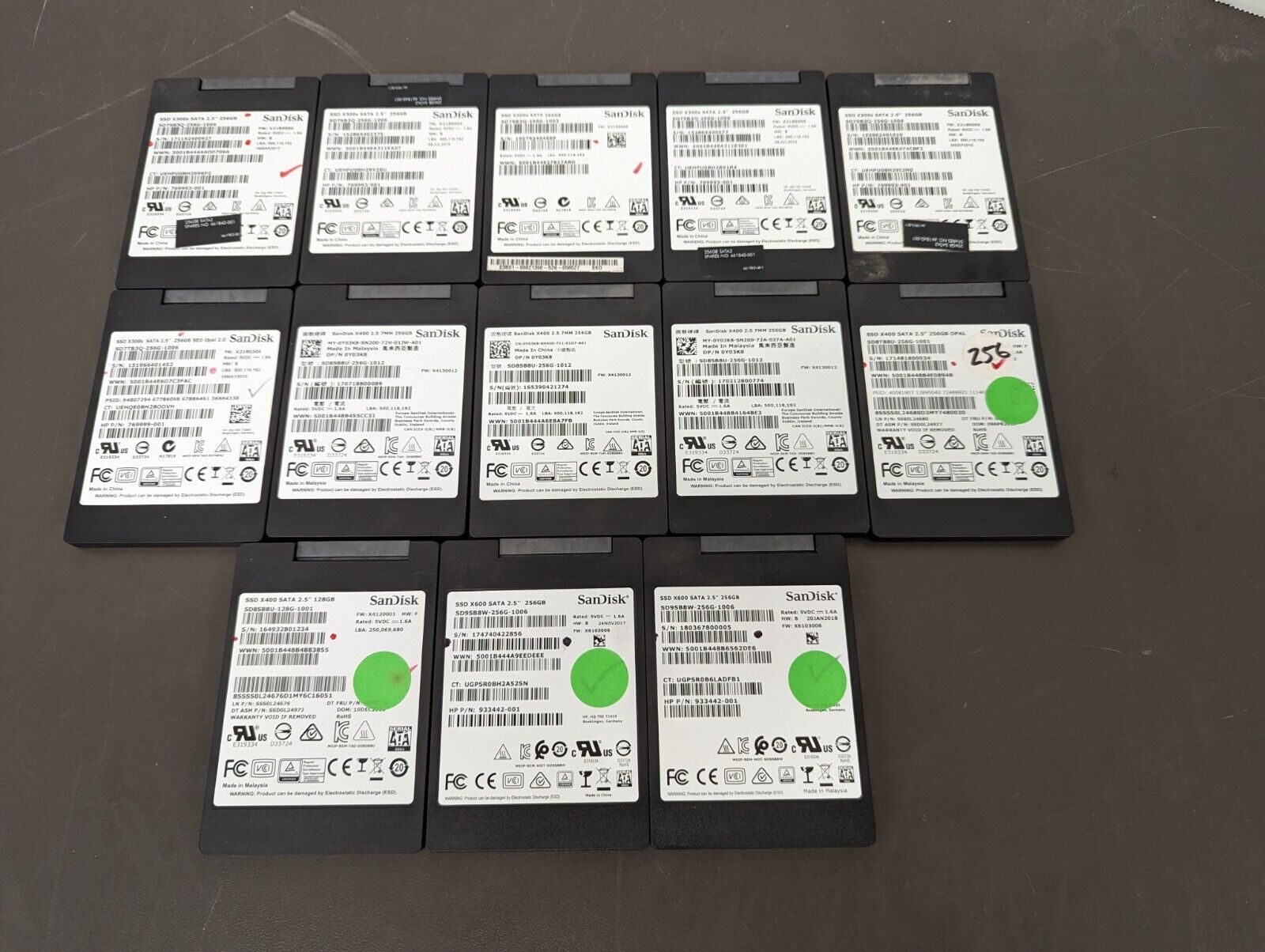 LOT OF 13 SanDisk X300S, X400, X600 256GB SSD I 31129WK