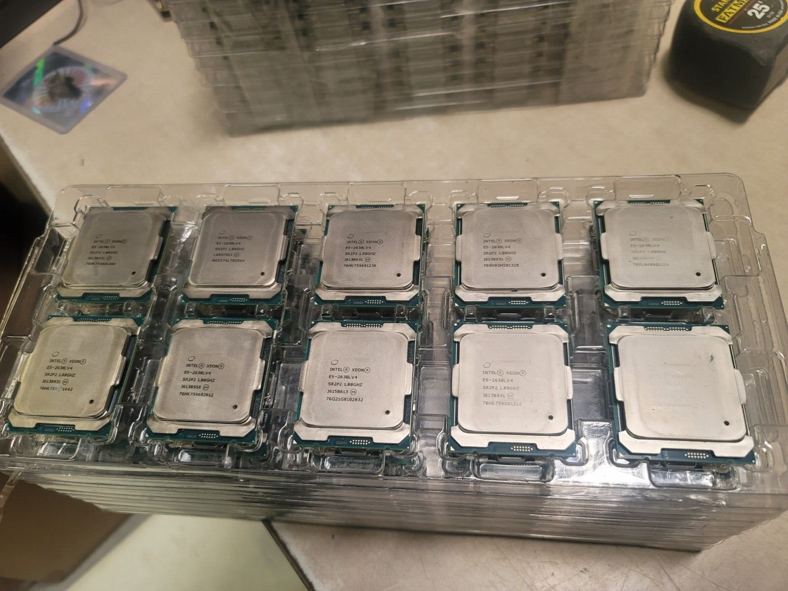 LOT OF 10 Intel Xeon E5-2630L V4 LGA 2011-3 Server CPU Processor  10 Cores SR2P2