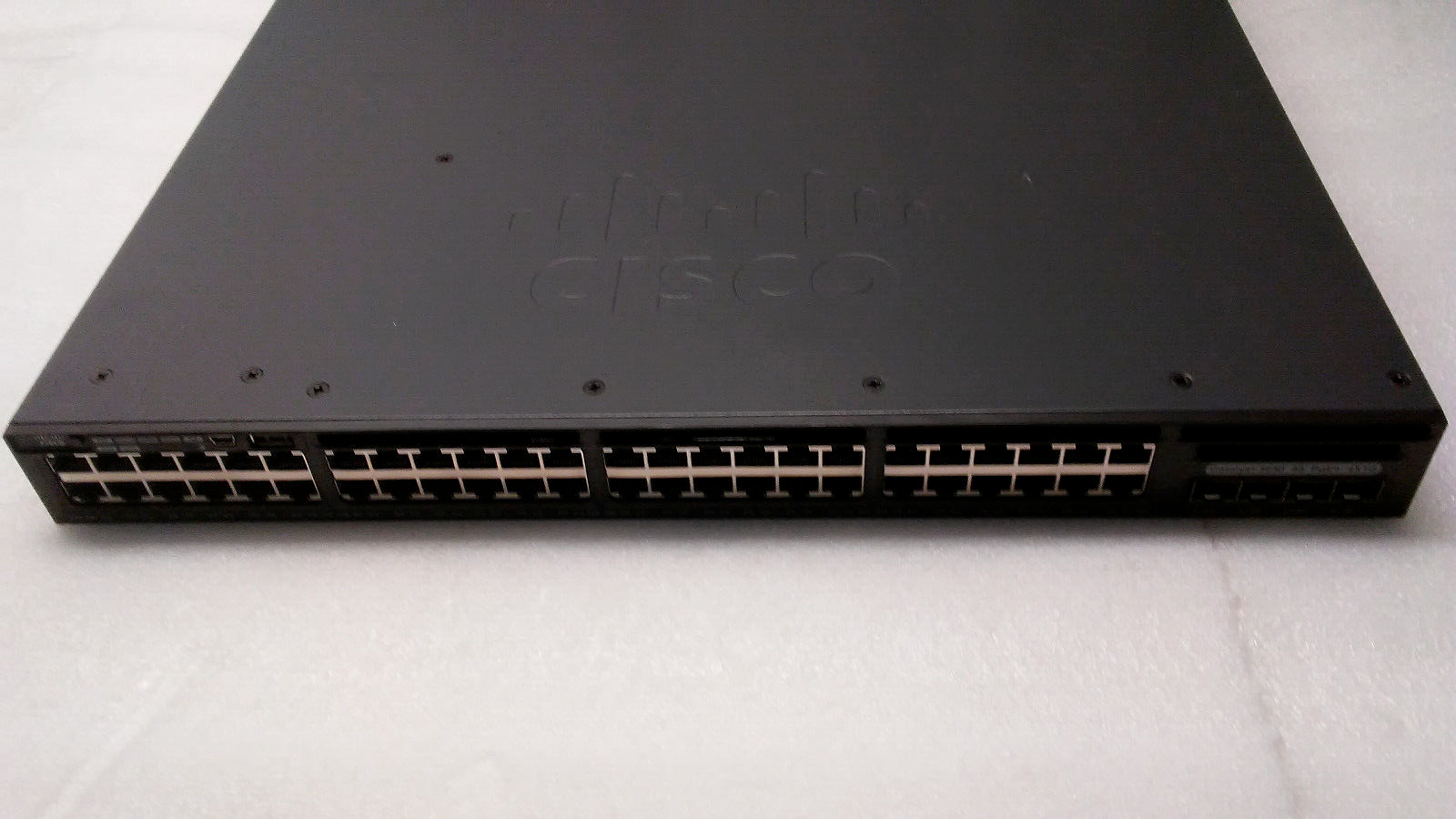 Cisco WS-C3650-48FS-L V05 Catalyst 3650 48 Layer4 PoE+ Ethernet Switch w/ Ears