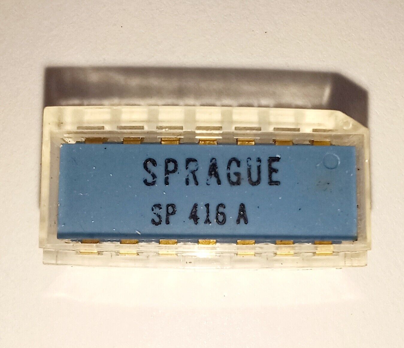 Sprague SP 416 A IC chip microchip DIP-14 vintage late 60\'s  Gold plated legs