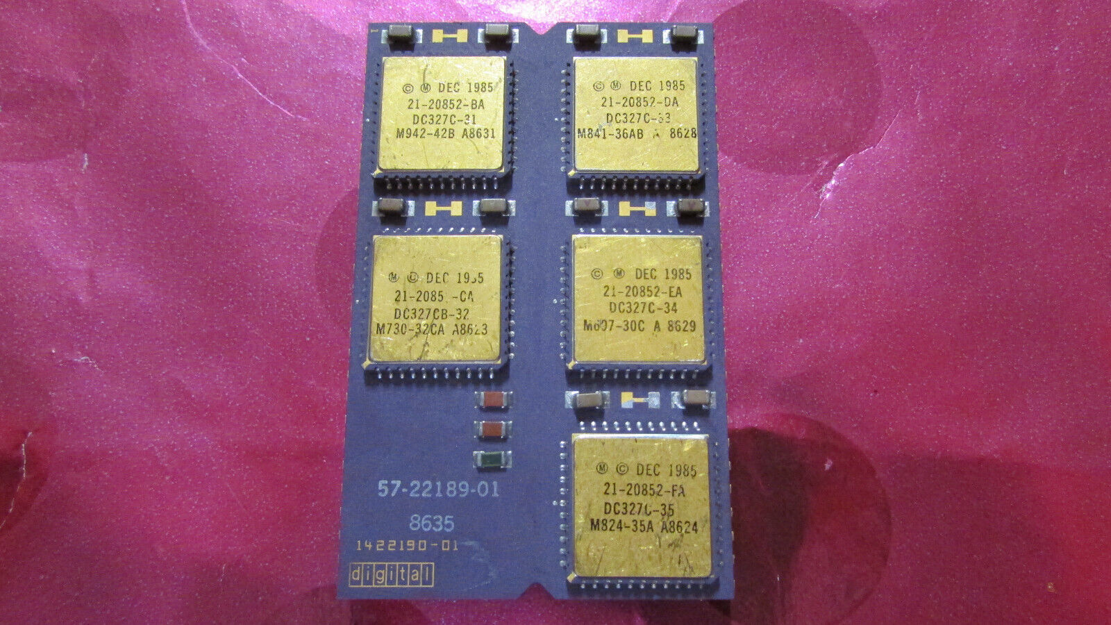 Vintage 1985 DEC Digital 57-22189-01  Gold PDP-11 VAX RAM/ROM CPU/TCM/MCM No IBM