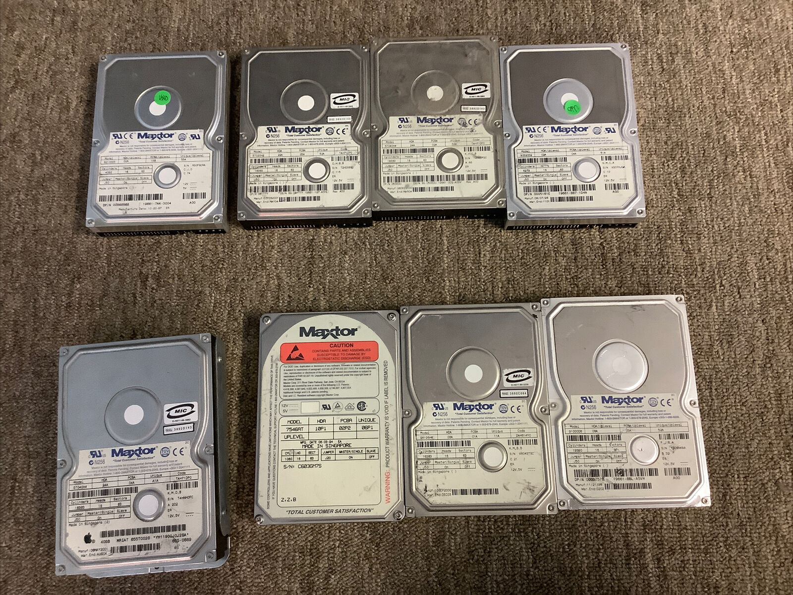 Lot of 8 Maxtor Hard Drives 40GB and other sizes
