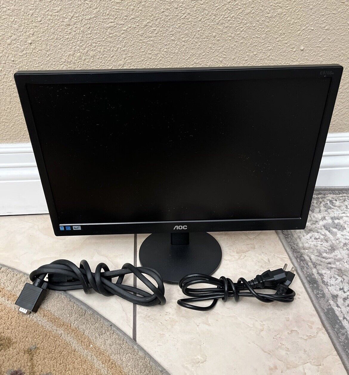 AOC E970SW - Black Genuine LED LCD Monitor 19in With Cords
