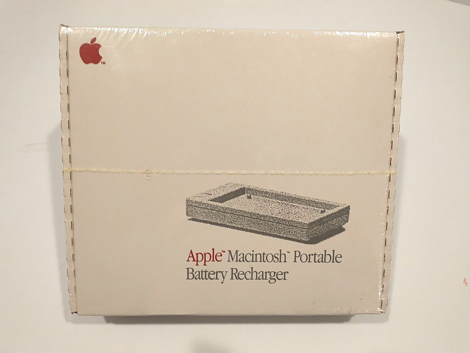 Vintage M0275 Apple Macintosh Portable Battery Recharger-RARE- Factory Sealed