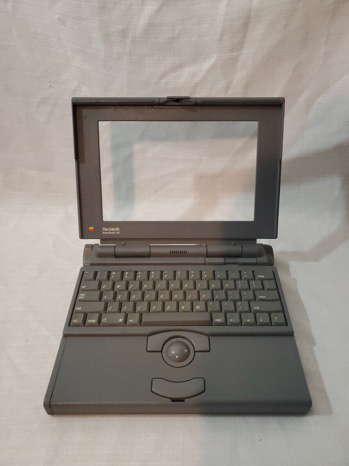 Apple Macintosh PowerBook 140 No Power M5416 No LCD, No Top Cover, Untested