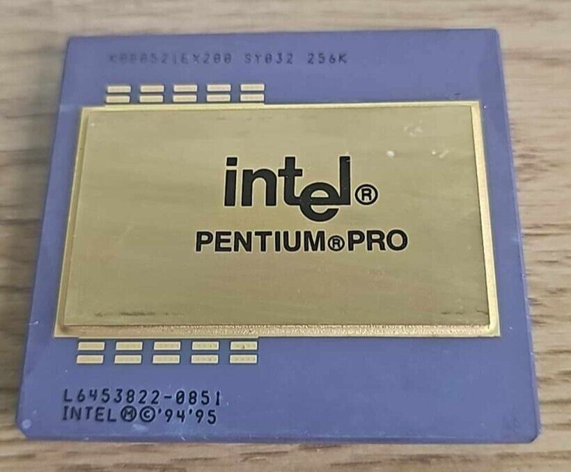 Intel Pentium Pro Vintage 256K CPU Processor - Gold Collector Design Art Scrap