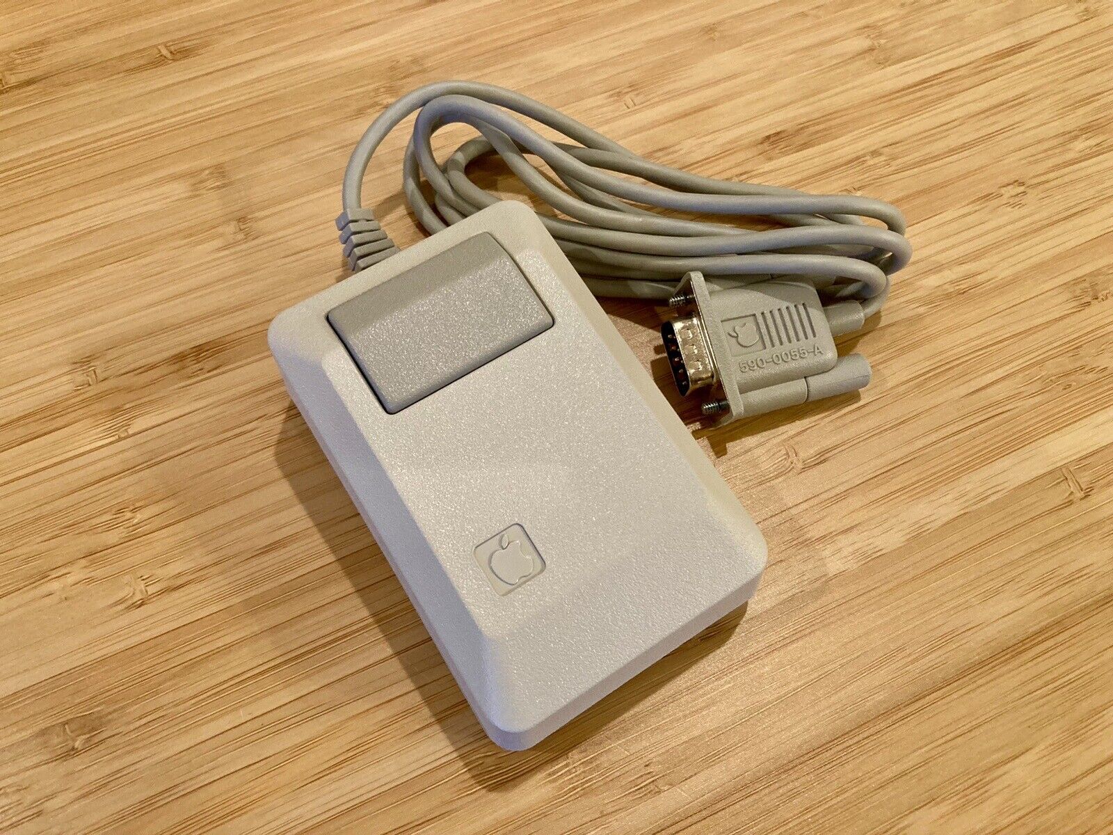 Vintage Apple Macintosh Computer Serial Mouse M0100