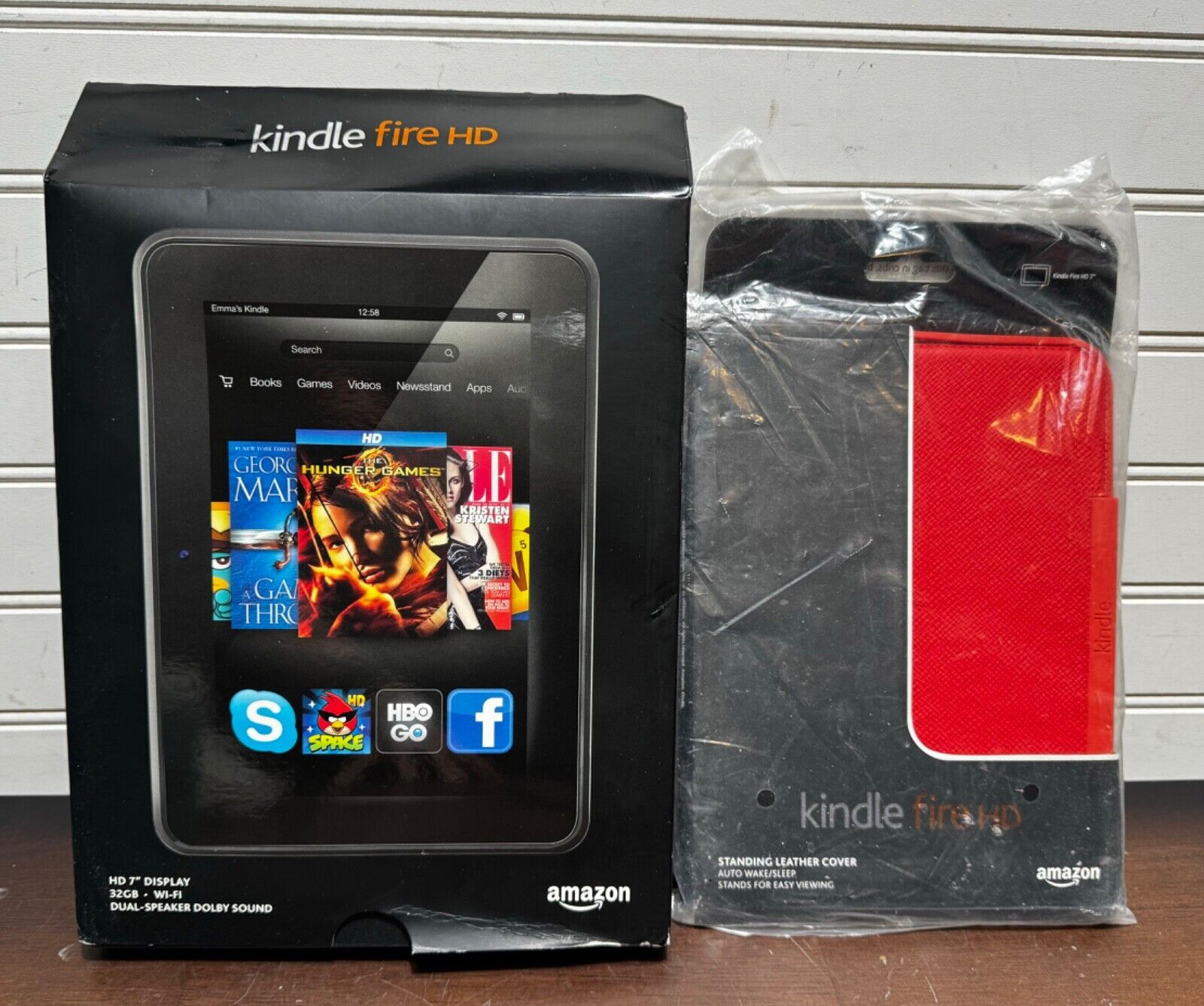 Brand New SEALED Amazon Kindle Fire HD Tablet 32GB Model  & leather case bundle