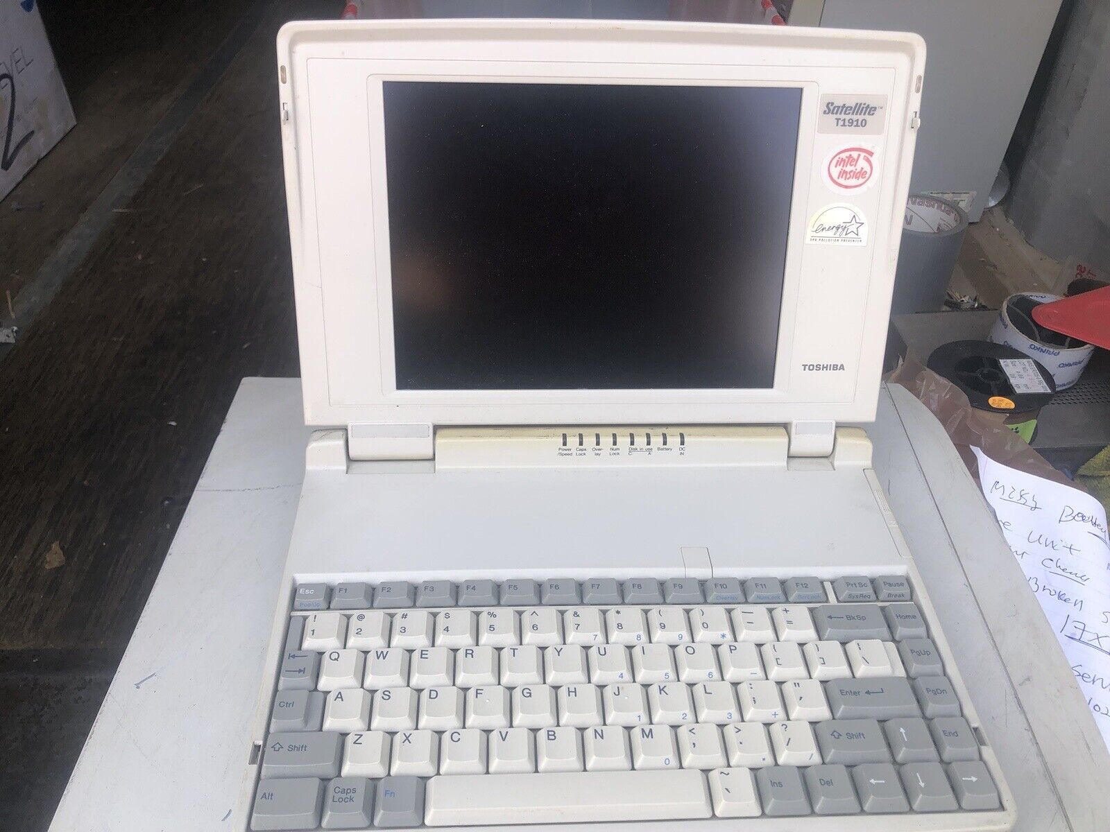 VINTAGE TOSHIBA SATTELITE T1910/200 LAPTOP COMPUTER