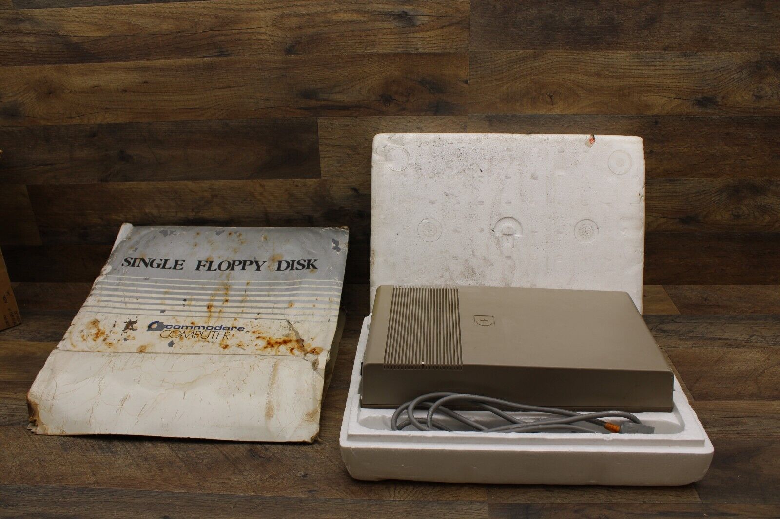 Commodore Model 1541 Floppy Disc Drive Vintage C64 External Box Rough