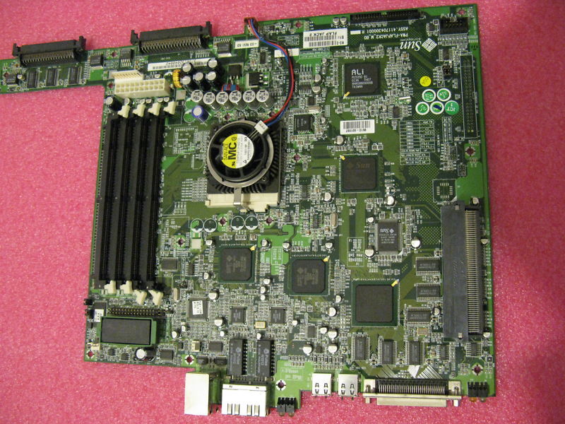 Sun 375-0132 Netra T1 AC200 Motherboard w/500Mhz cpu With New NVRAM - B2B15C