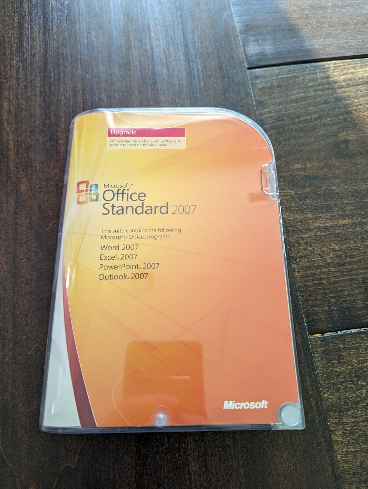 Microsoft Office 2007 Standard Edition  Upgrade English Retail Disc & Prod code