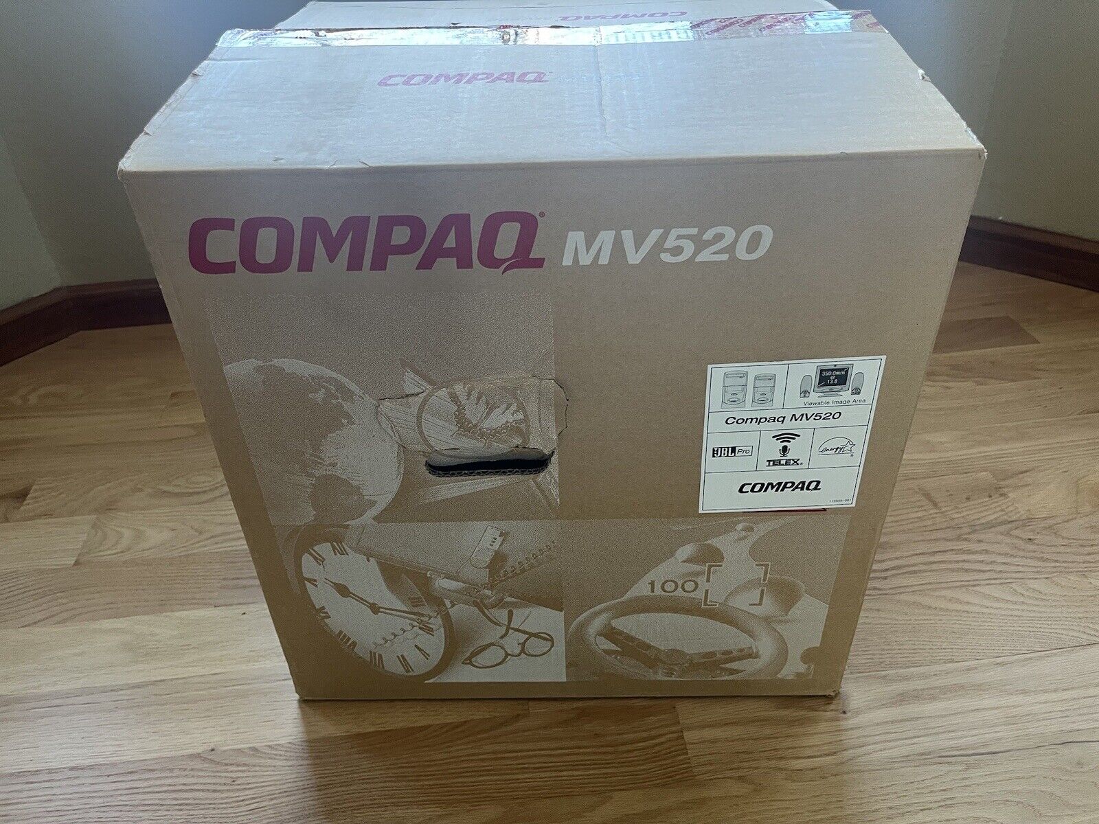 Vintage Compaq MV520 15\
