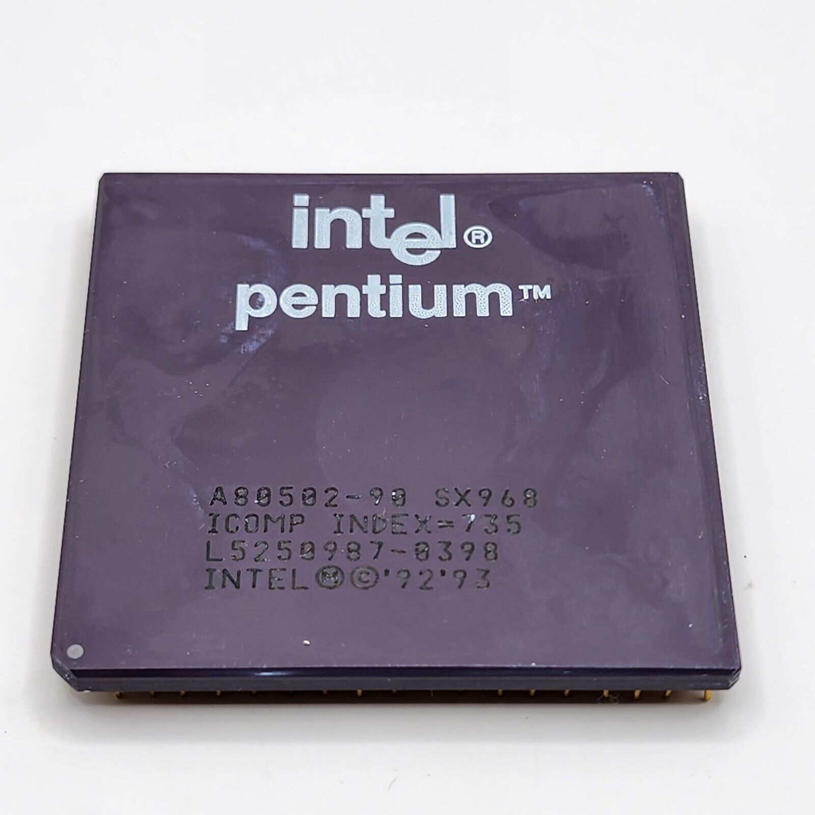 Vintage Intel Pentium 90 MHz A80502-90 SX968 Socket 5 & 7 - Collectable - Gold