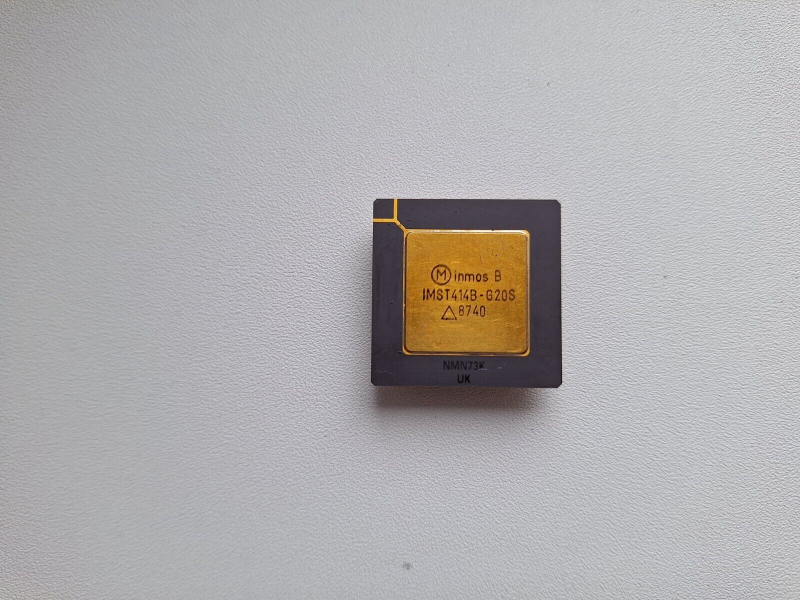 INMOS B IMST414B-G20S 32bit T4 IMST414-G20S transputer vintage CPU GOLD