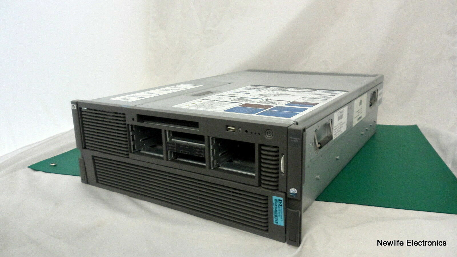 HP AB596A Integrity rx3600 Base Server (No CPU\'s/RAM/Drives)