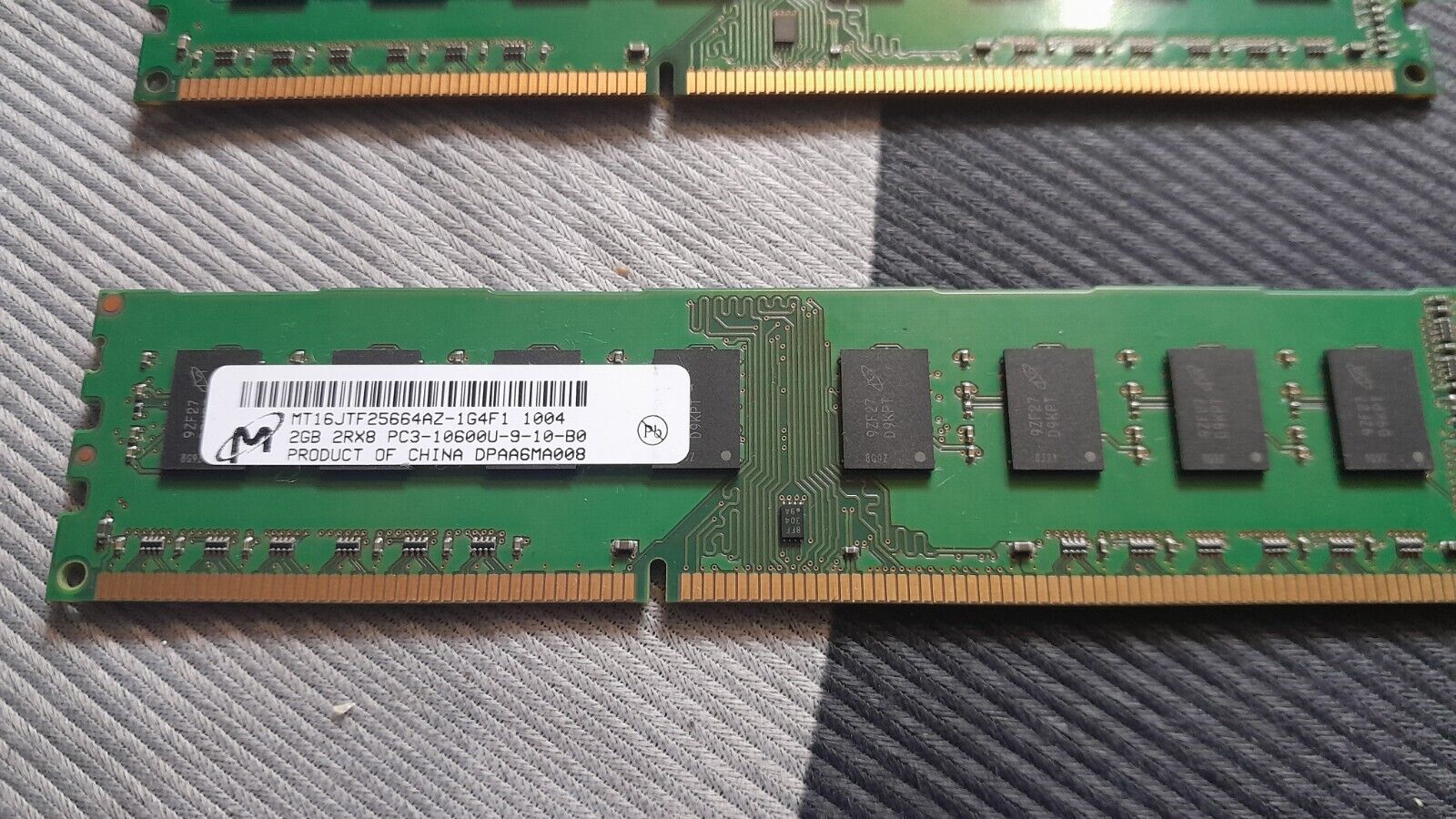 Micron 2GB DDR3 2GB 2RX8 PC3-10600U-9-10-B0 2-Pack