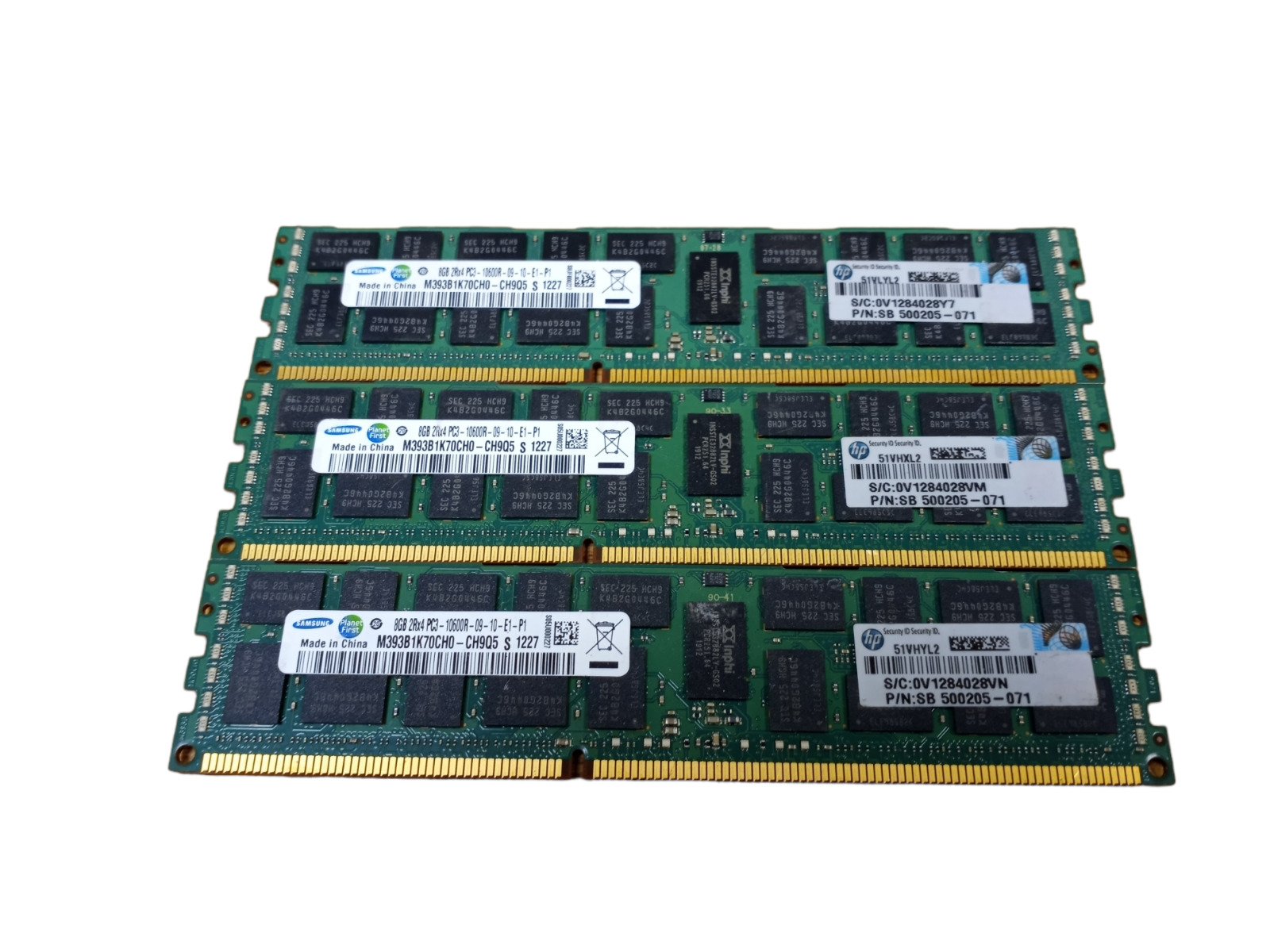 Samsung M393B1K70CH0-CH9Q5 24GB (3x8GB) 2Rx4 PC3-10600R DDR3 ECC REG Server RAM