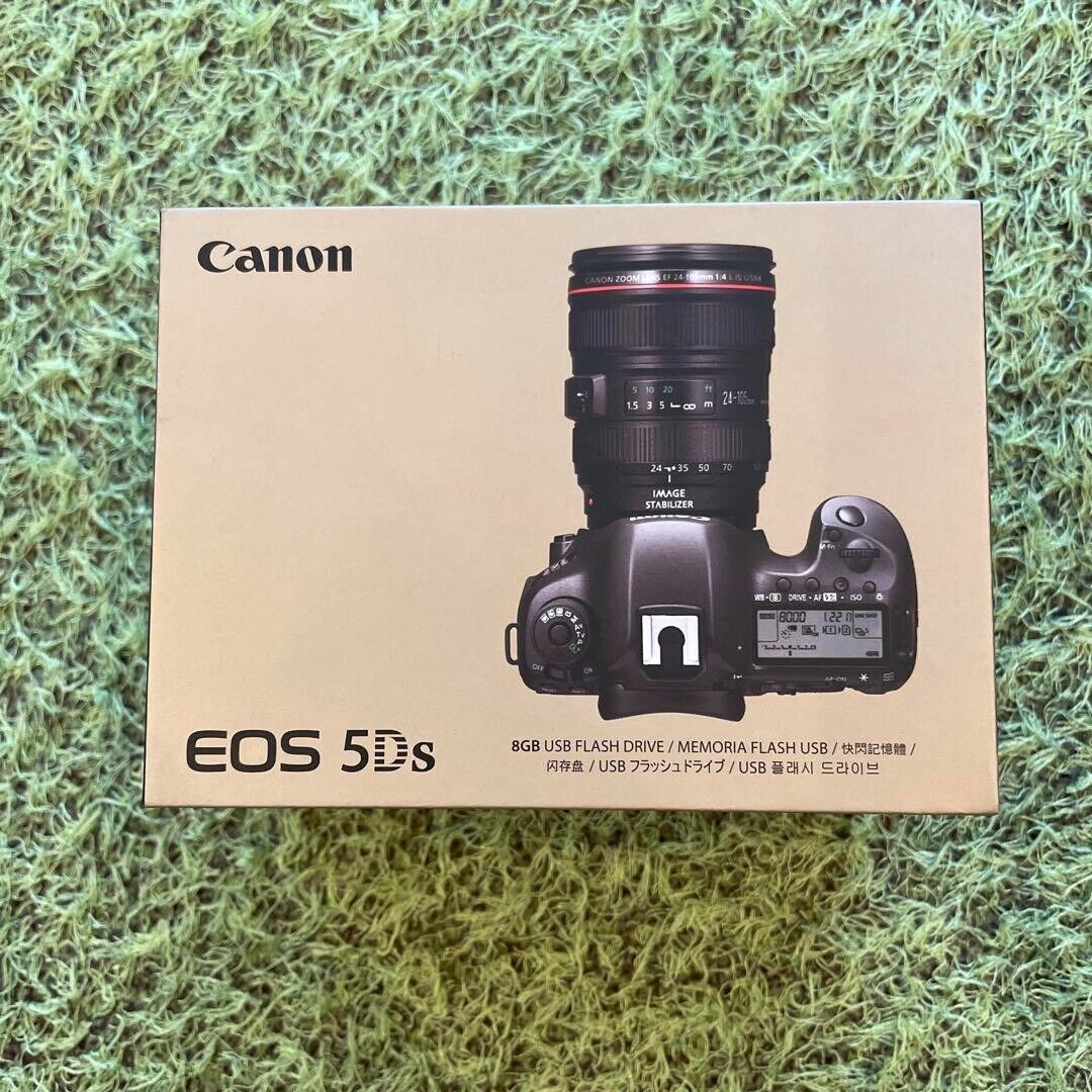 CANON MUSB Miniature Camera EOS 5Ds EF24-105mm f/4L IS USM 8GB USB FLASH DRIVE