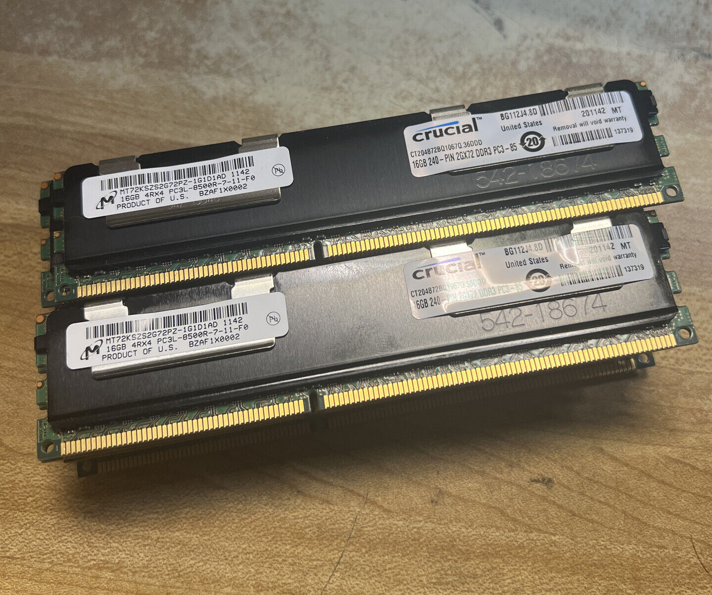 Lot of 8x Micron 16GB 4Rx4 PC3L-8500R Server RAM