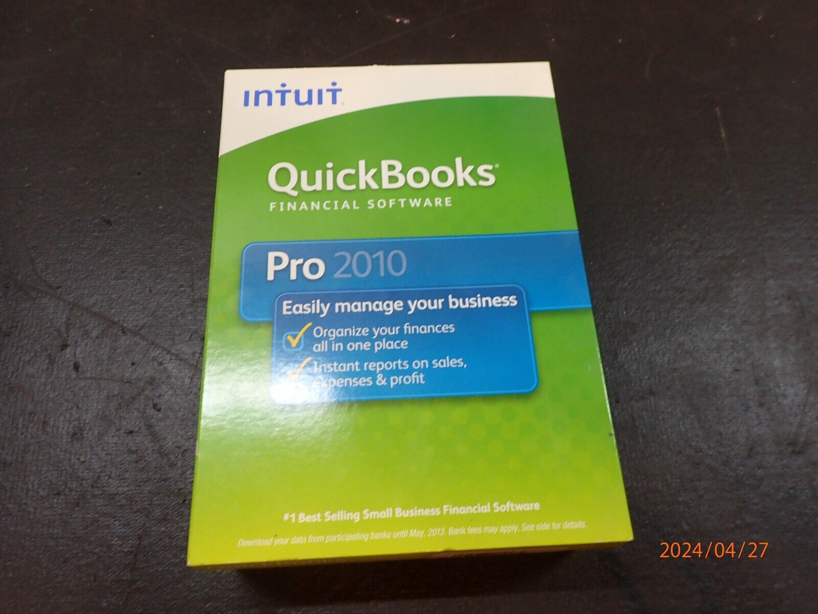 INTUIT QUICKBOOKS PRO 2010 FOR WINDOWS FULL RETAIL US VERSION With Extras