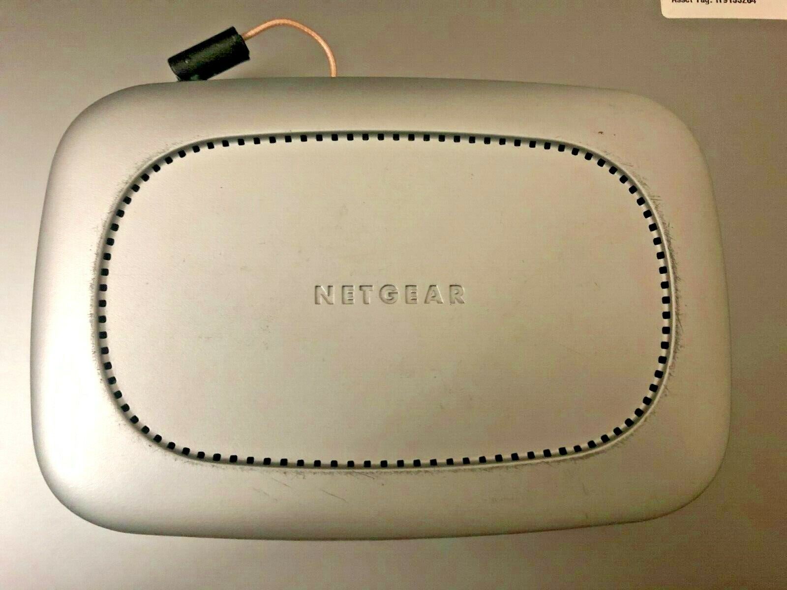 Vintage Netgear MR814v2 Wireless Router-no power cord AS IS Fast Ship