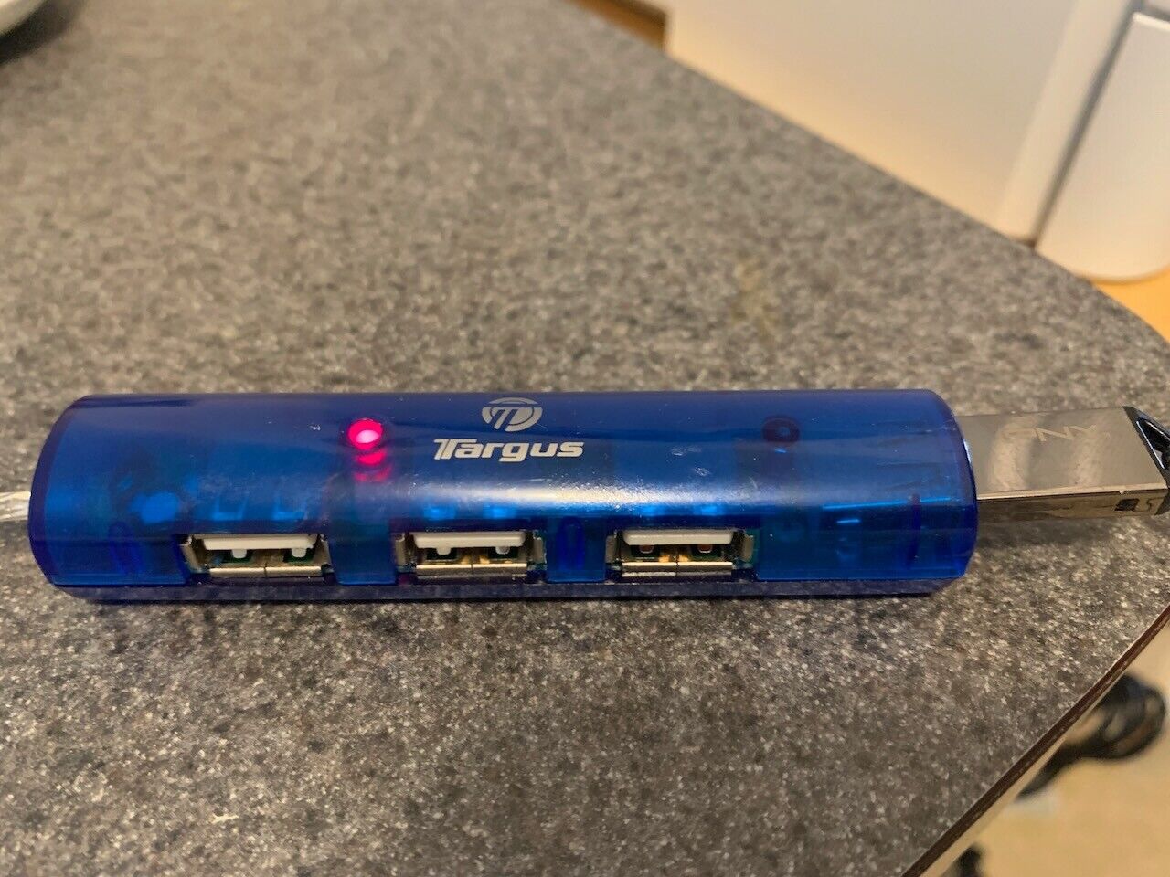 Targus 4 Port USB Hub Tested Complete