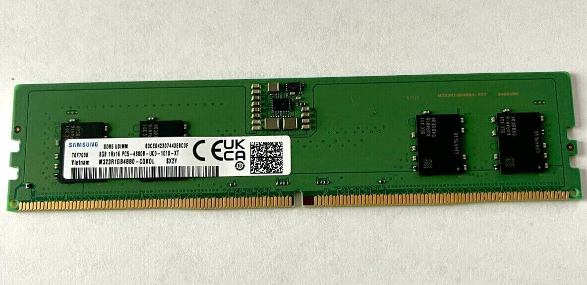 Samsung 8GB DDR5 DIMM M323R1GB4BB0-CQK M323R1GB4BB0-CQKOL Desktop Memory OEM