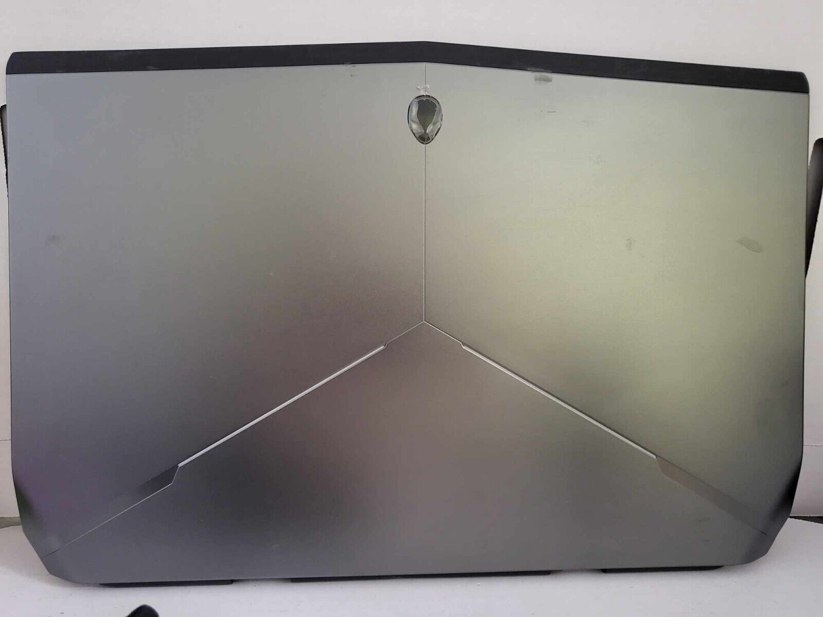 OEM Dell Alienware M17X R1 R5 LCD Back Cover Lid W/ HINGES AND CABLES P/N- WCGWC
