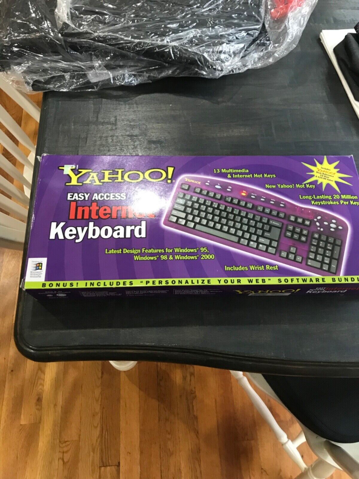 Vintage Yahoo Express Access Internet Keyboard rare Purple Windows New.
