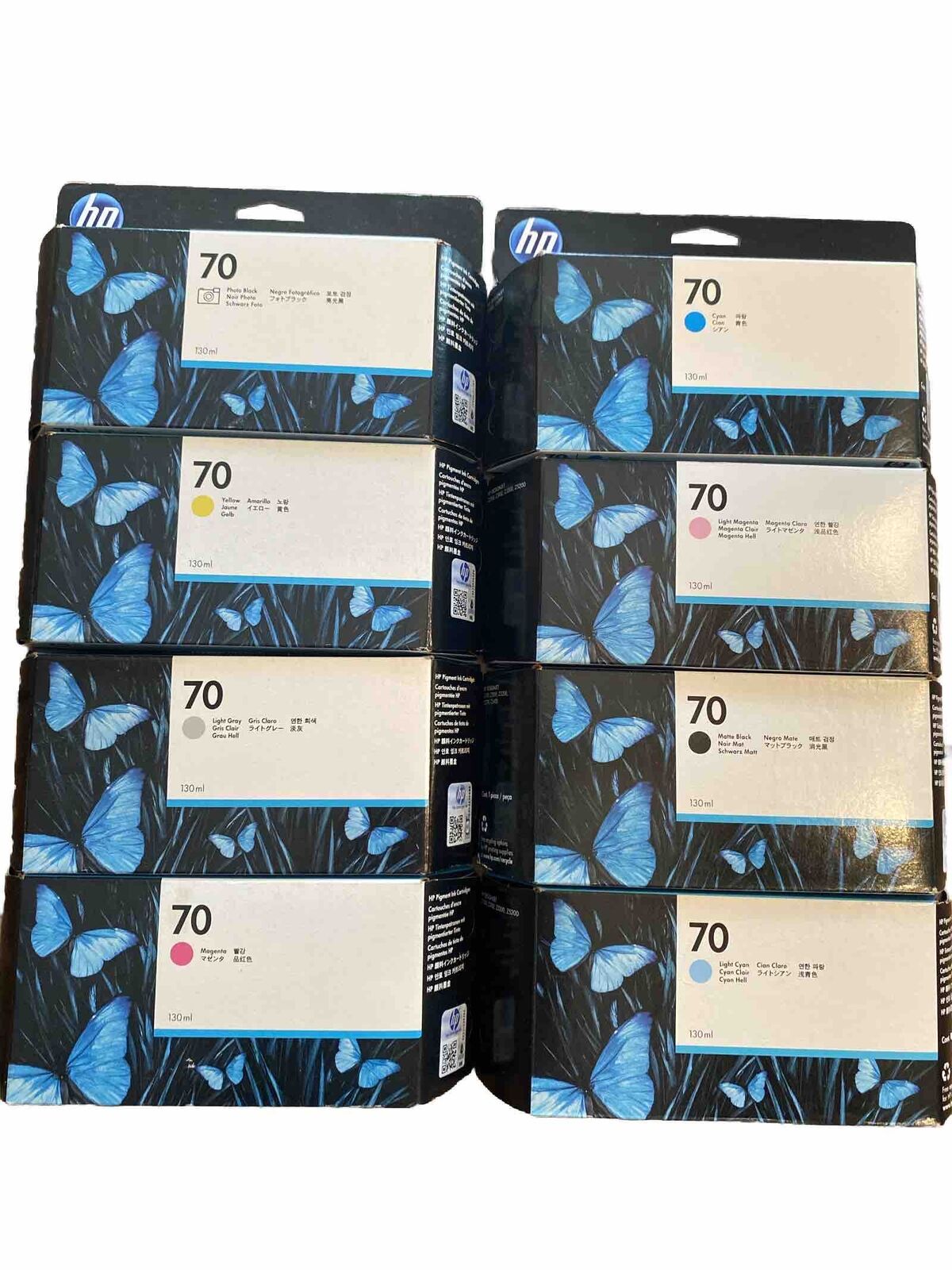 LOT OF 8 GENUINE HP 70 LIGHT INK CARTRIDGE Photo Black Included