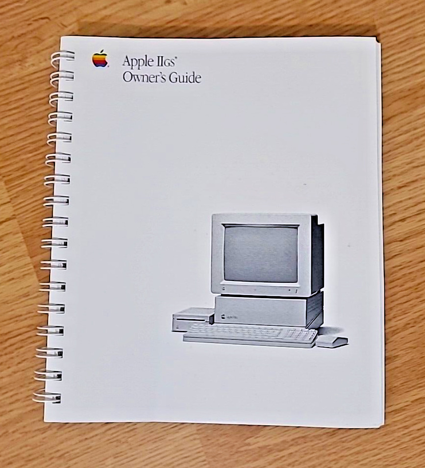 Vintage Apple Manuals: 1988 Apple IIgs - Owner's Guide 030-1502-B