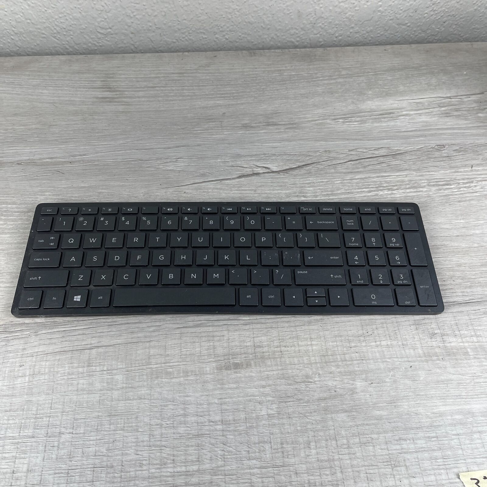 HP Envy AH0G Black Wireless Bluetooth Ultra-Thin QWERTY Standard Keyboard