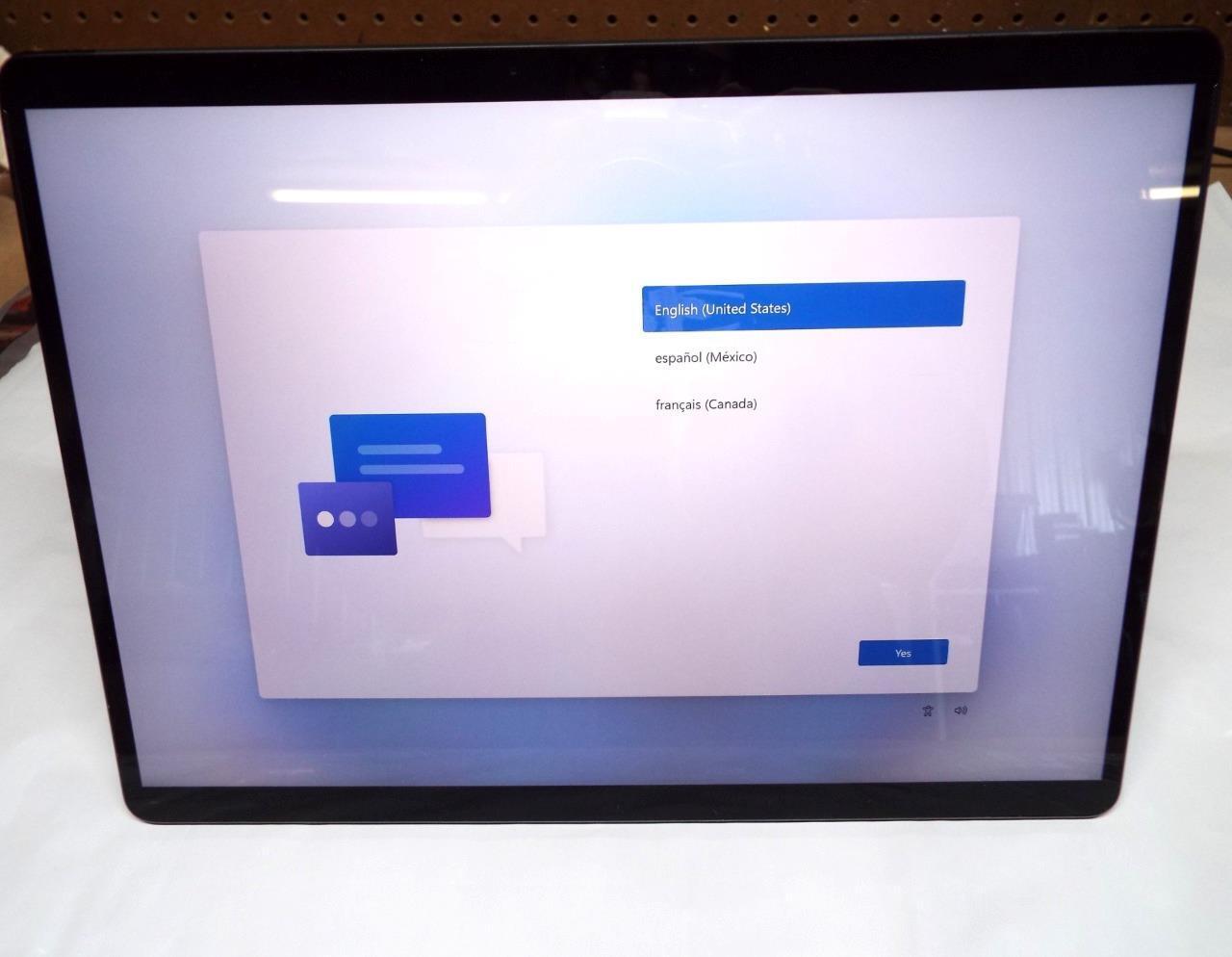 Microsoft Surface Pro 8 Tablet, Intel Evo i5-1145G7, 8GB RAM, 256GB SSD {1983}