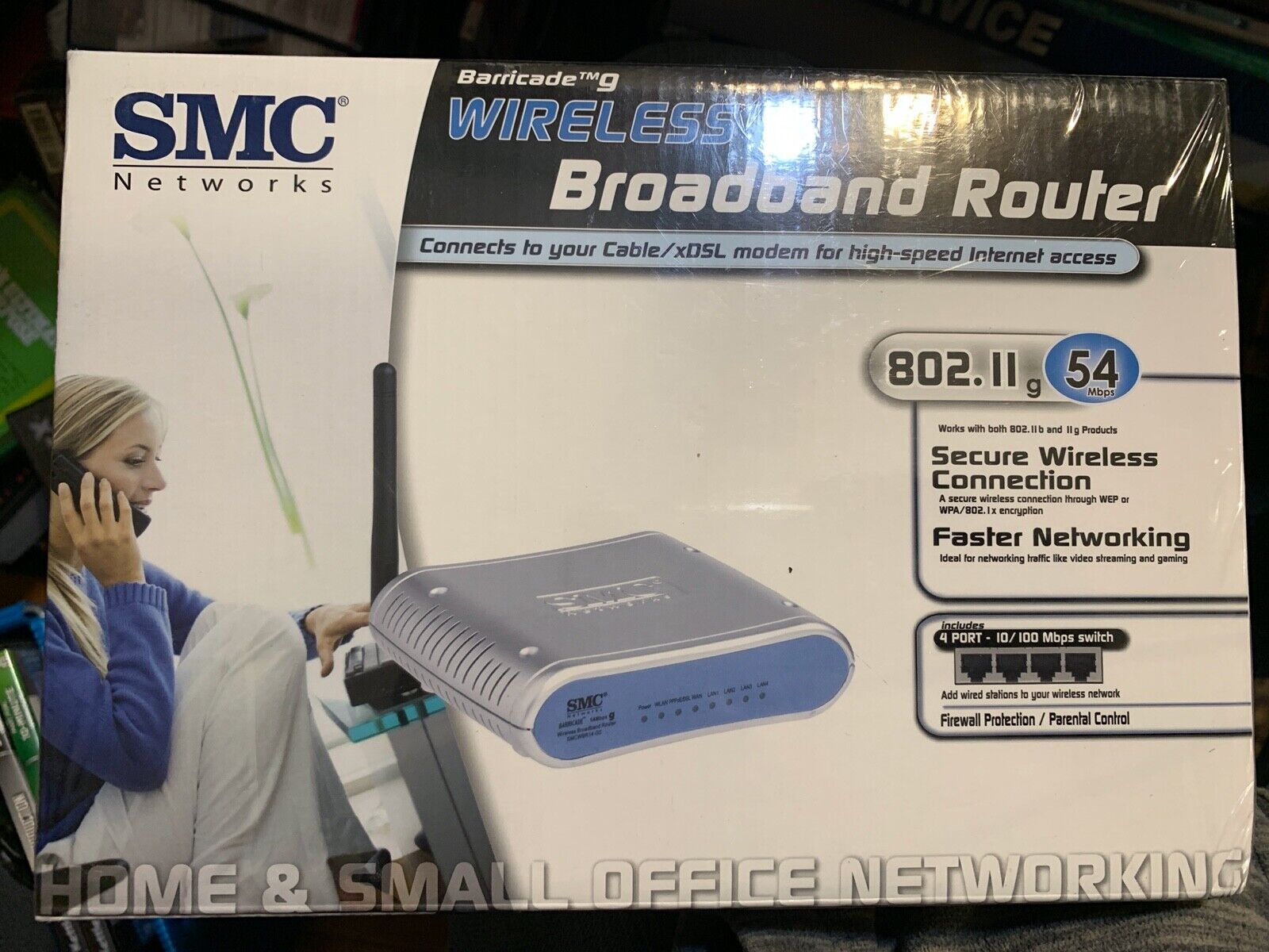 SMC Barricade WBR14-G 54 Mbps 4-Port 10/100 Wireless G Router (SMCWBR14-G2)