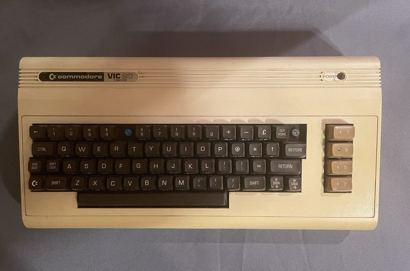 Vintage Commodore VIC- 20 Computer - (as is/no power adapter/untested)