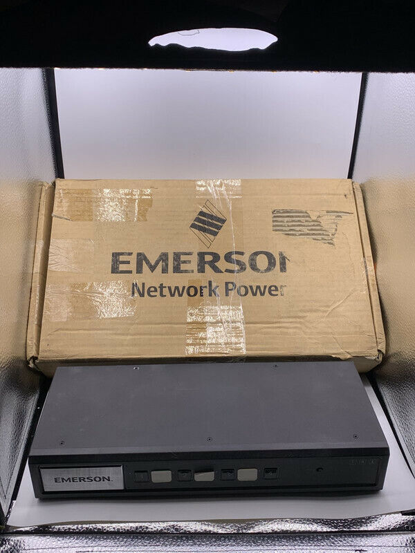 EMERSON SC945 CYBEX SECURE DESKTOP KVM SWITCH 520-958-501