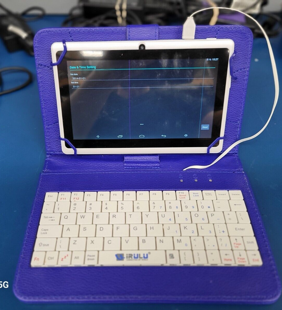 iRULU eXpro Model X7 with Purple Case/Keyboard LCD has 2 lines in it, but Works