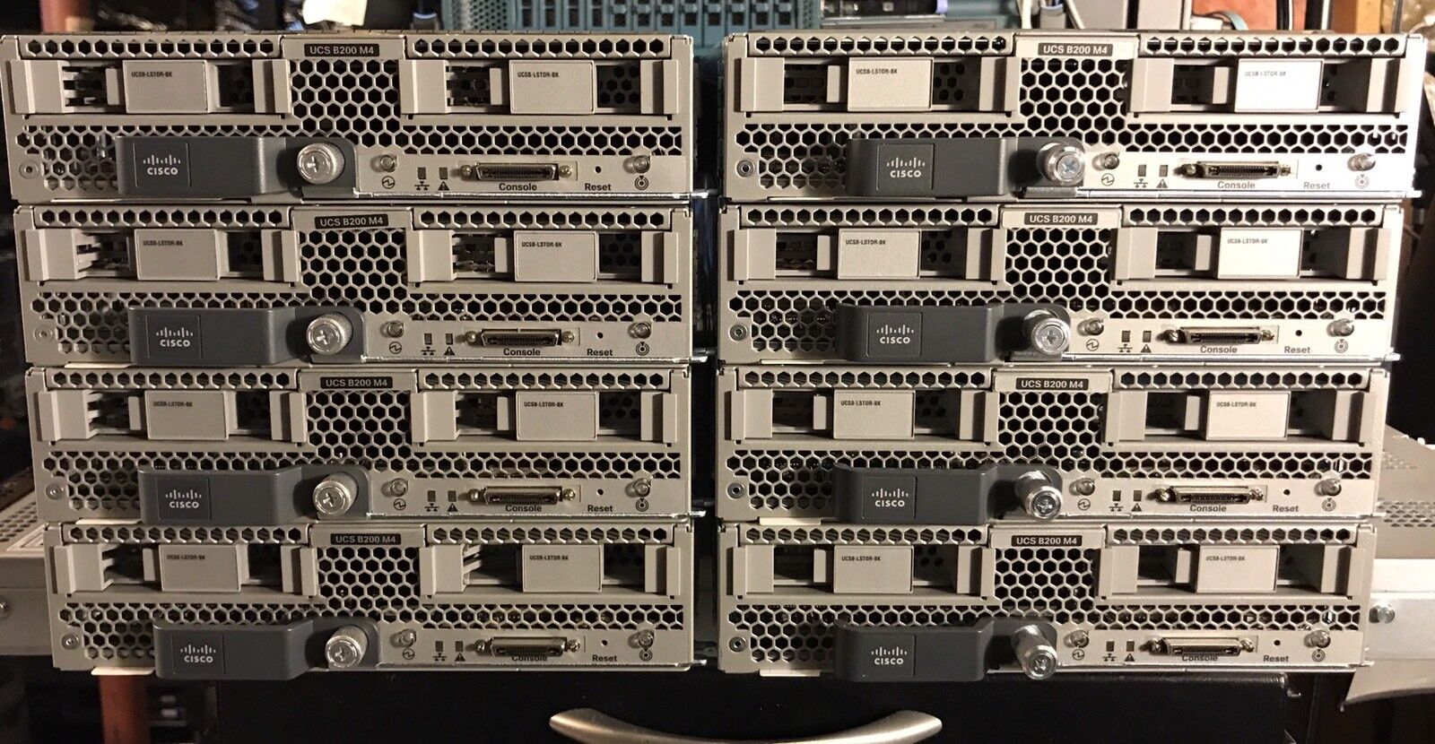 Cisco B200 M4 Blade Server Two E5-2683V4 32 Core 256GB Ram 2x SFF VIC1240 NIC