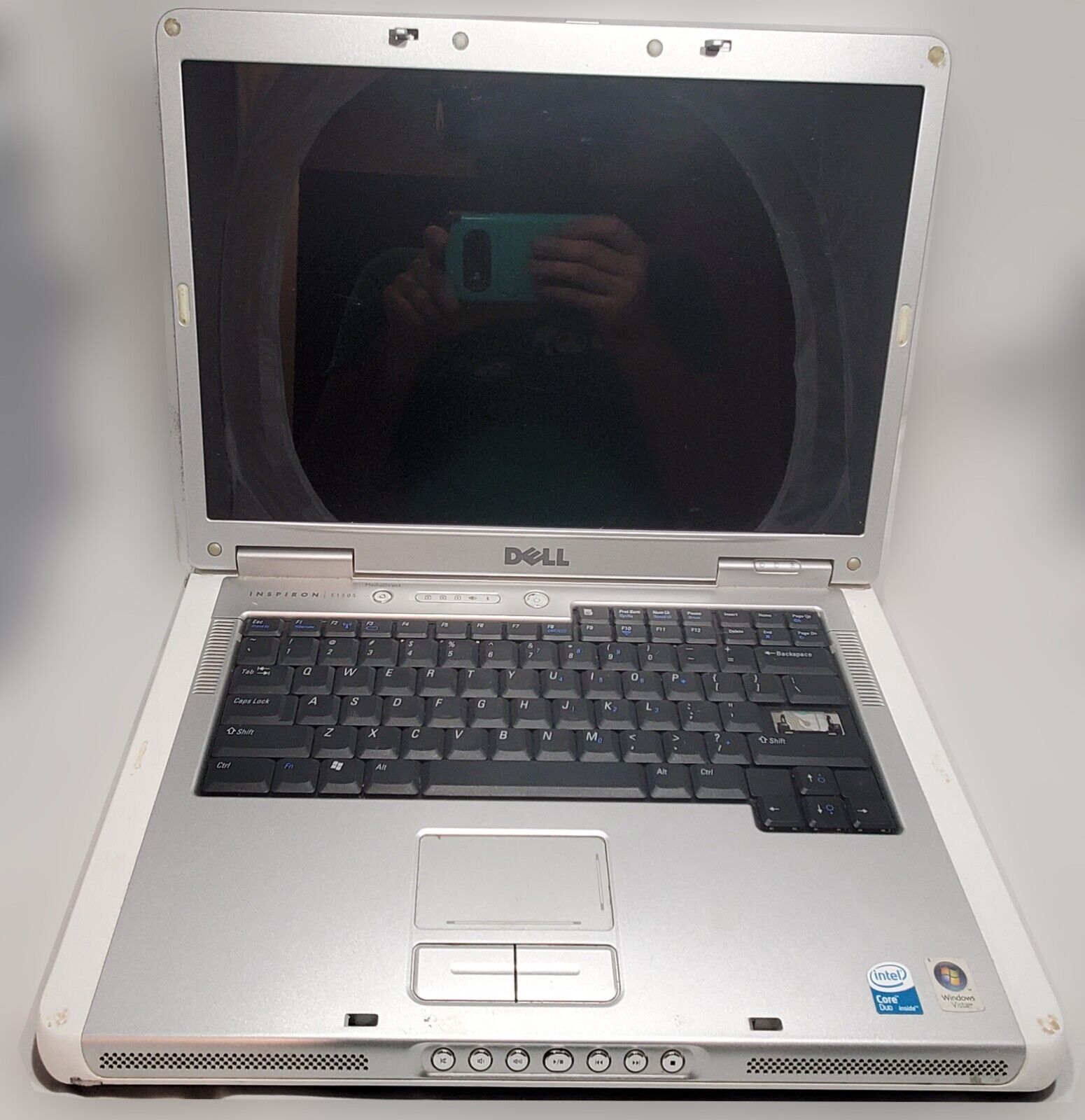 Vintage Dell Inspiron 1.66Ghz E1505 250 GB HDD 1GB RAM WINXP Charger Bundle